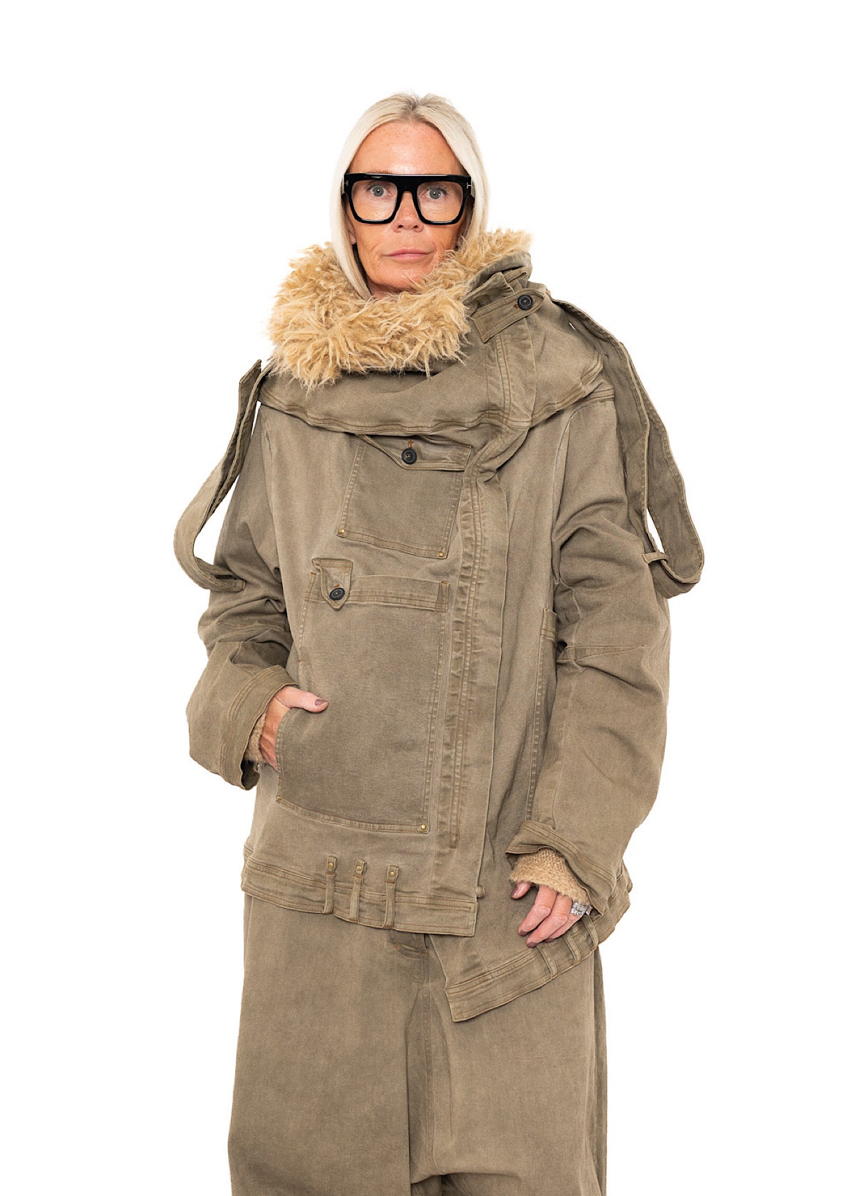 OVERSIZED FAUX FUR-TRIM DENIM JACKET