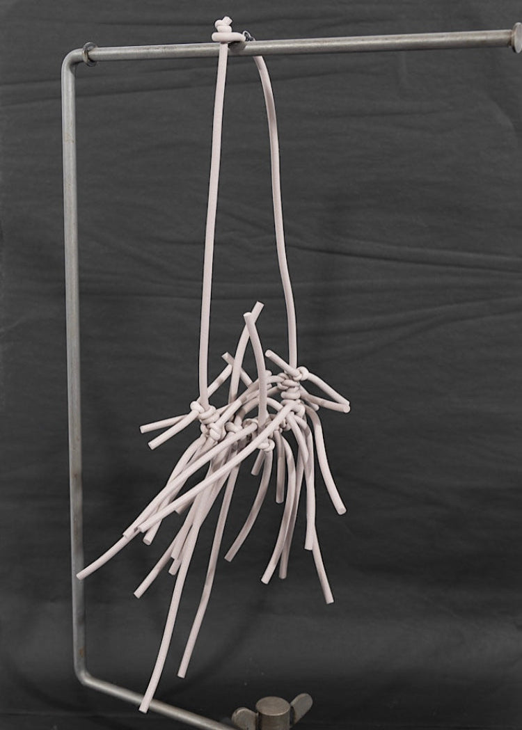 MIKAs SPLASH NECKLACE