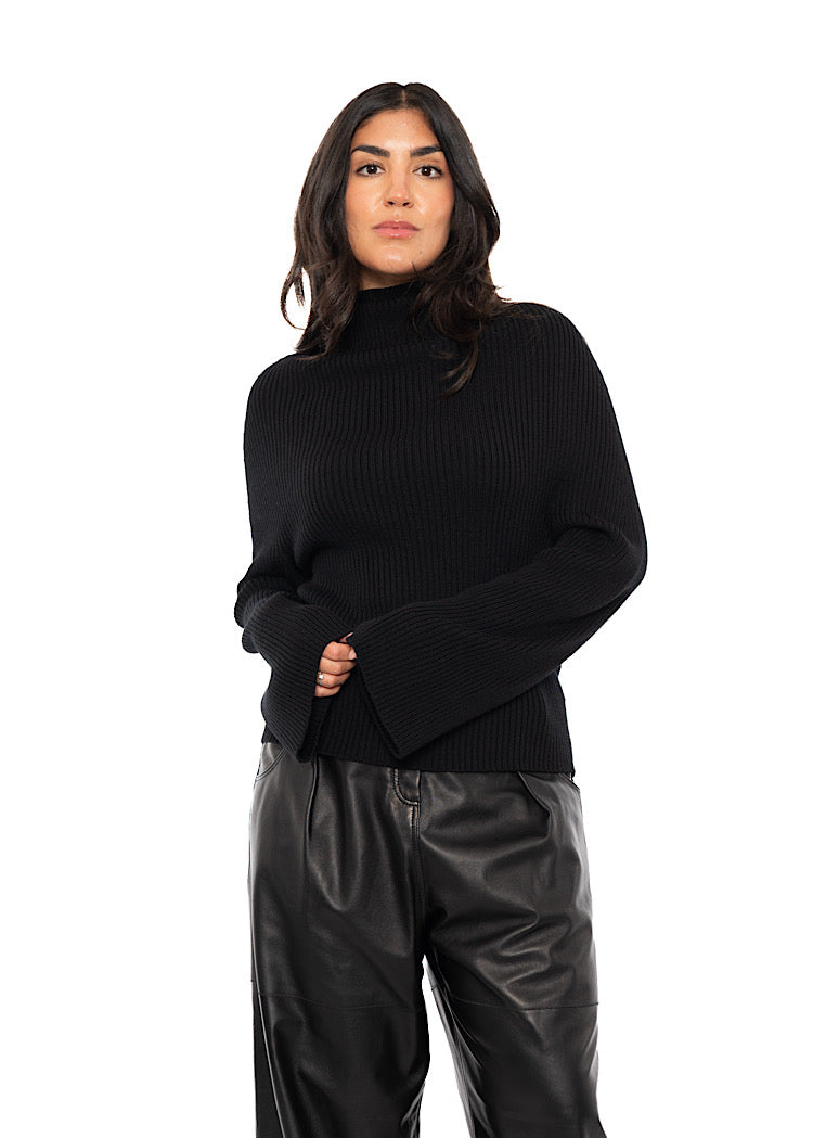 MERINO WOOL KNITTED PULLOVER