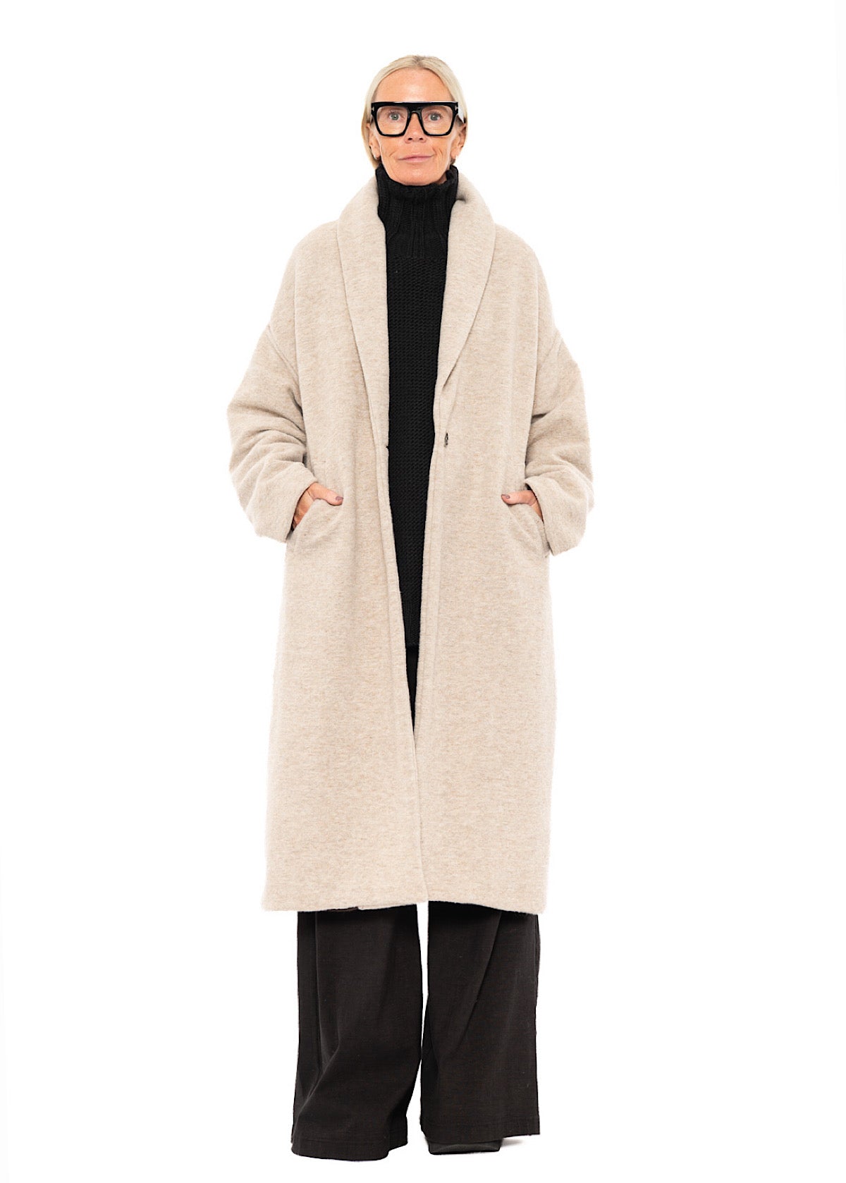 WOOL-BLEND COAT WITH SCARF