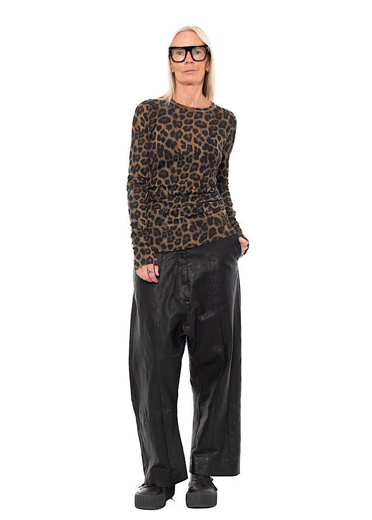 FITTED LEOPARD PRINT RIB T-SHIRT