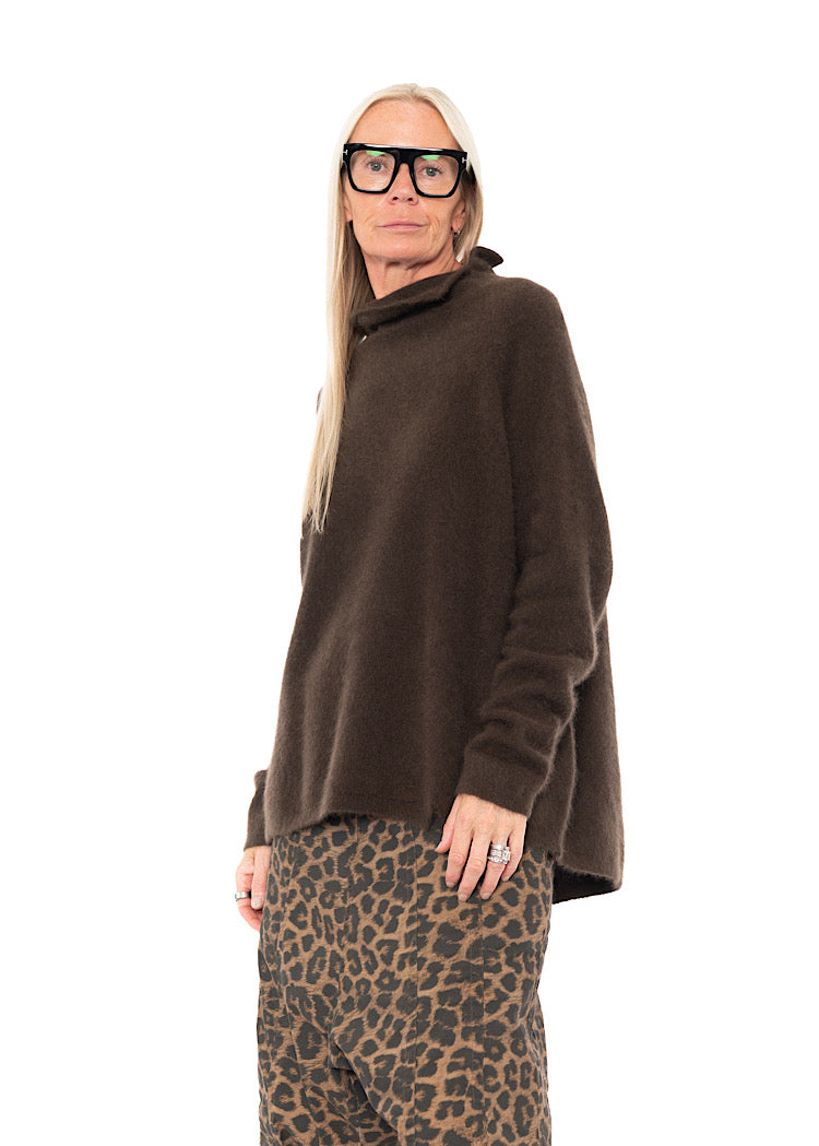 SIGNATURE RACCOON FUNNEL NECK KNIT