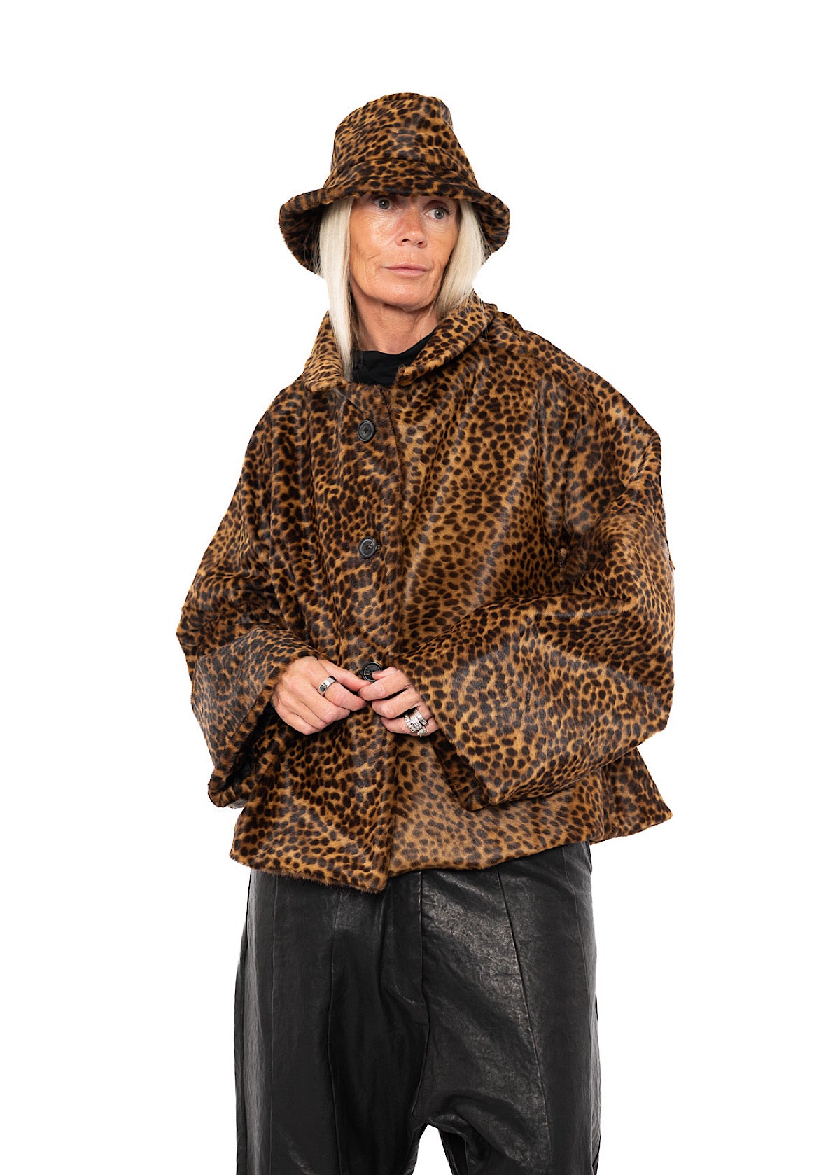 LEOPARD LEATHER HAT