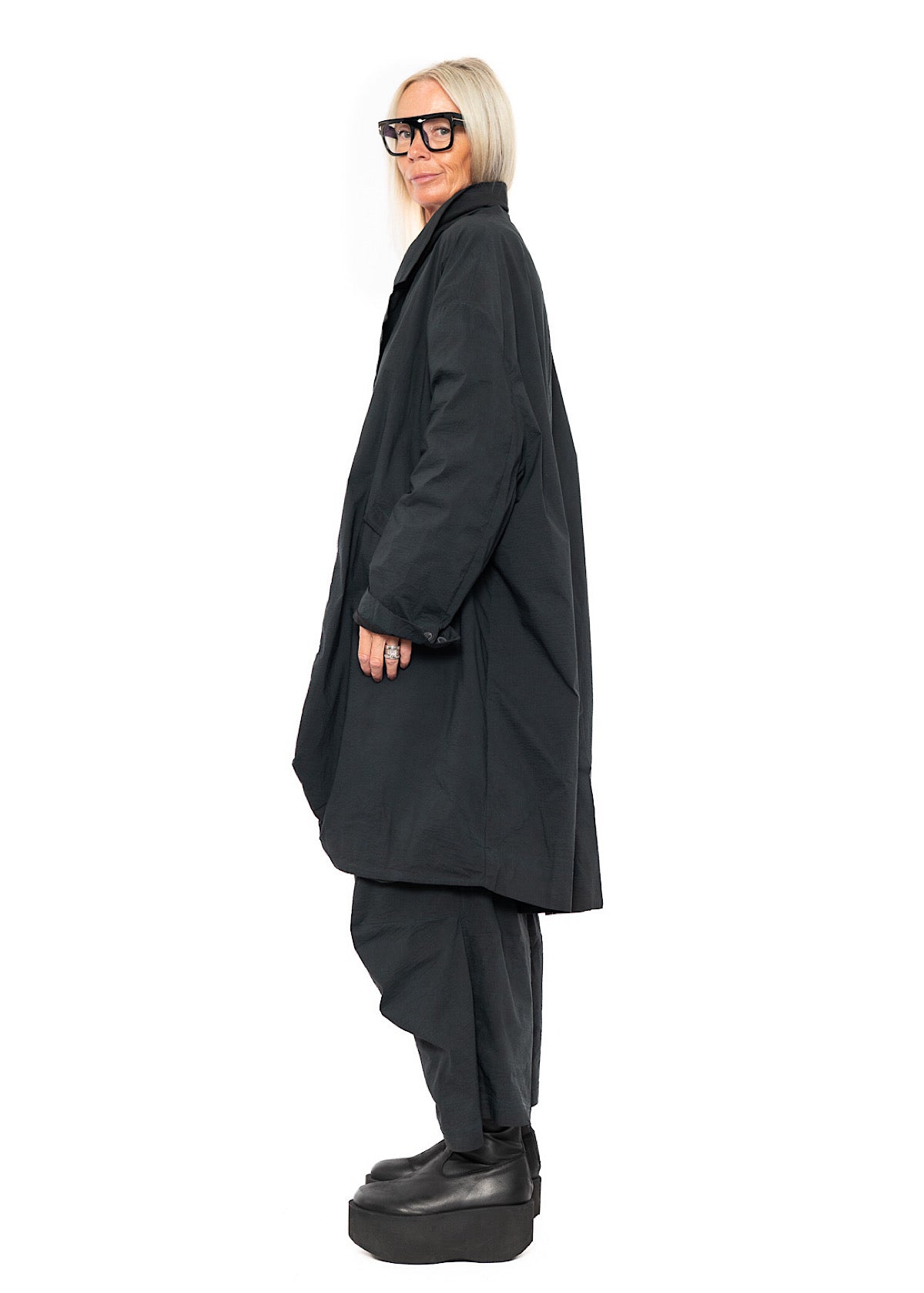 SIGNATURE OVERSIZED COAT