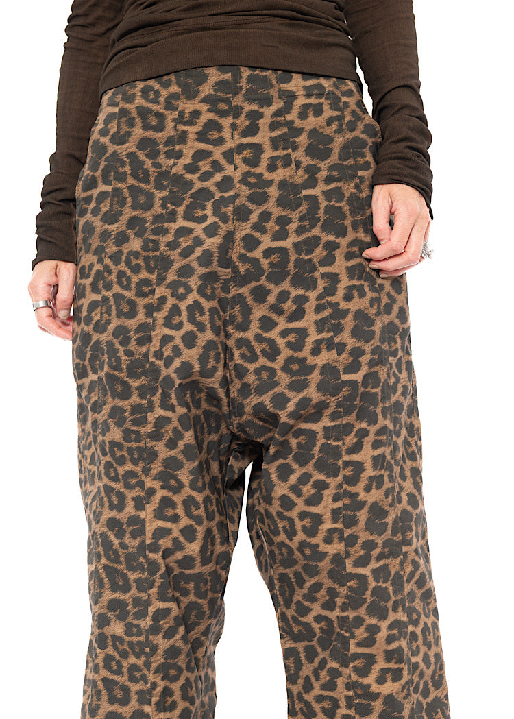 LEOPARD PRINT DROP CROTCH TROUSER