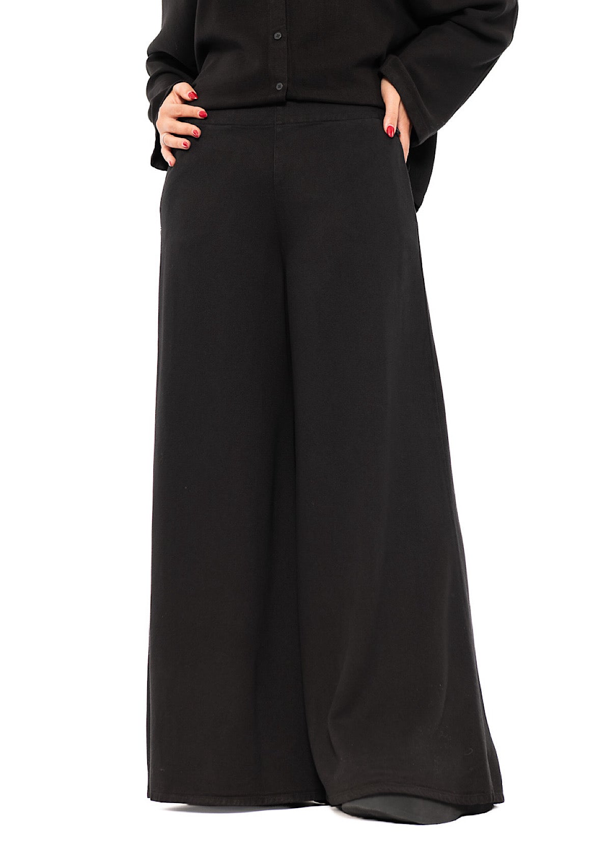 HIGH-WAISTED WIDE LEG TROUSER