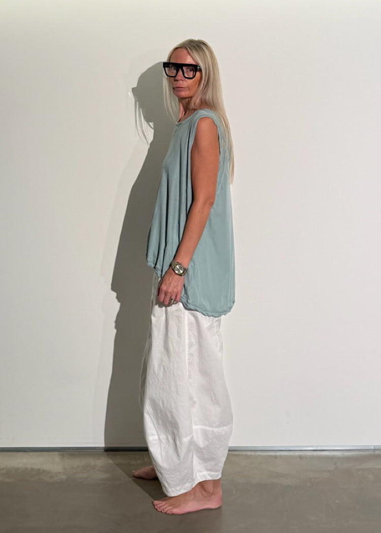 PRE-ORDER RUNDHOLZ BLACK LABEL TOP *BLACK* (Shown in MINT)