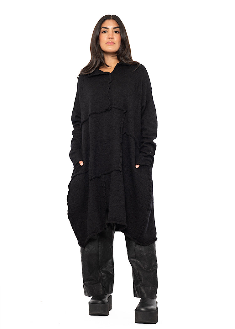 OVERSIZED WOOL KNITTED DRESS