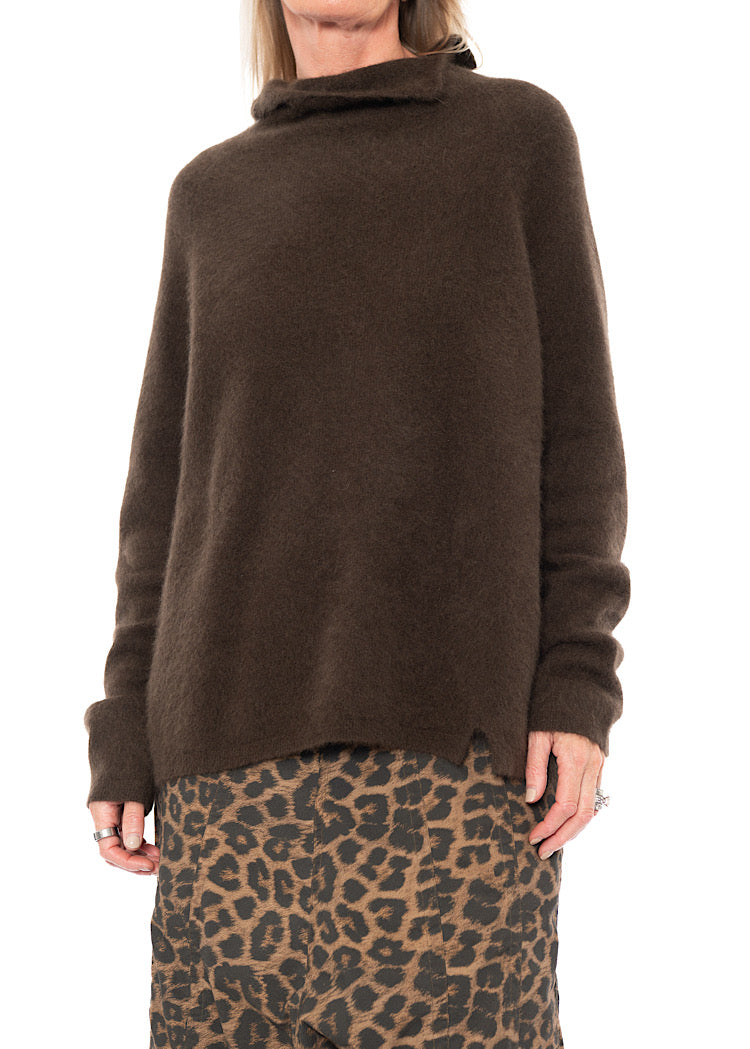 SIGNATURE RACCOON FUNNEL NECK KNIT