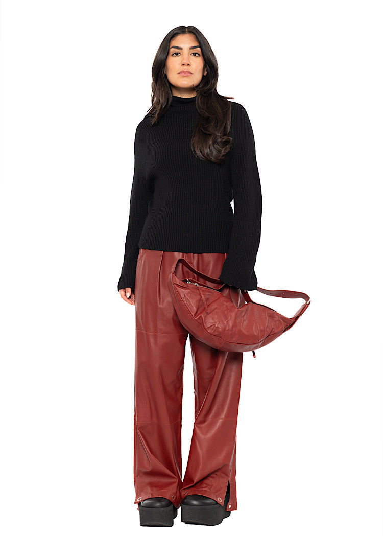 CROSSBODY LEATHER BAG