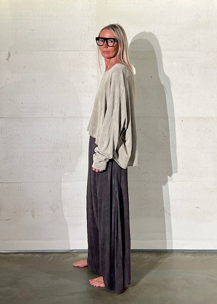 PRE-ORDER RUNDHOLZ DIP PULLOVER