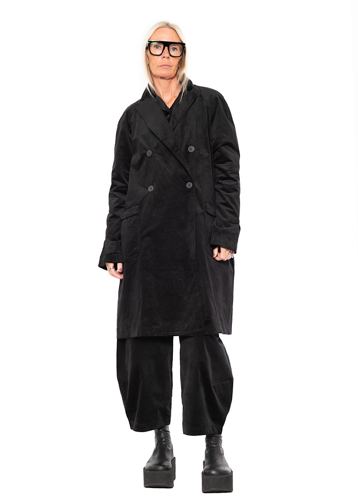 DOUBLE-BREASTED STRETCH-VELVET COAT