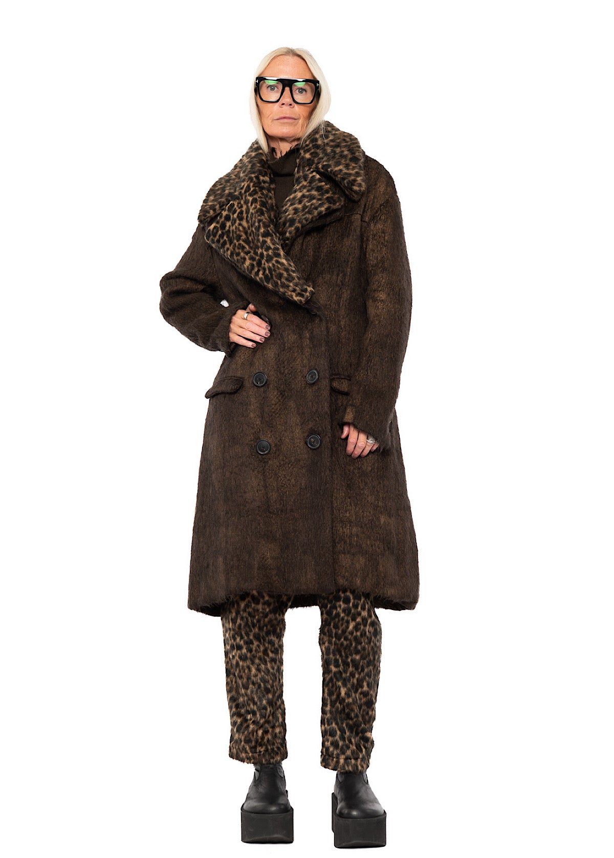OVERSIZED LONG-HAIR WOOL COAT WITH DETACHABLE LEOPARD COLLAR