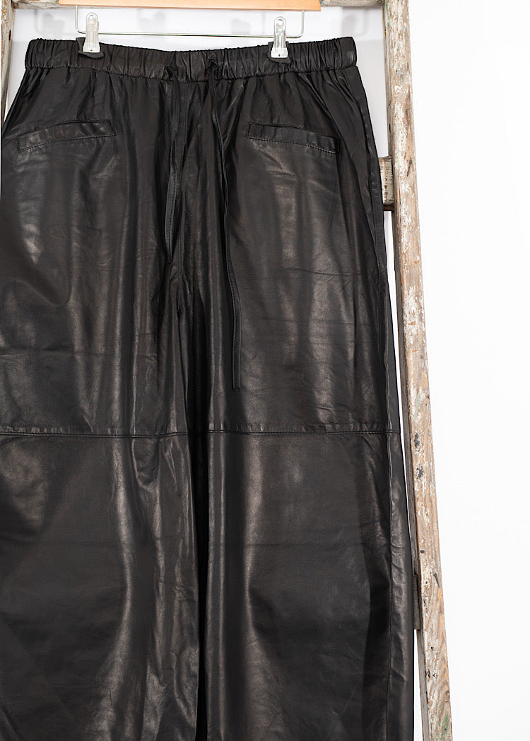 PRE-LOVED SORT AARHUS LEATHER TROUSER