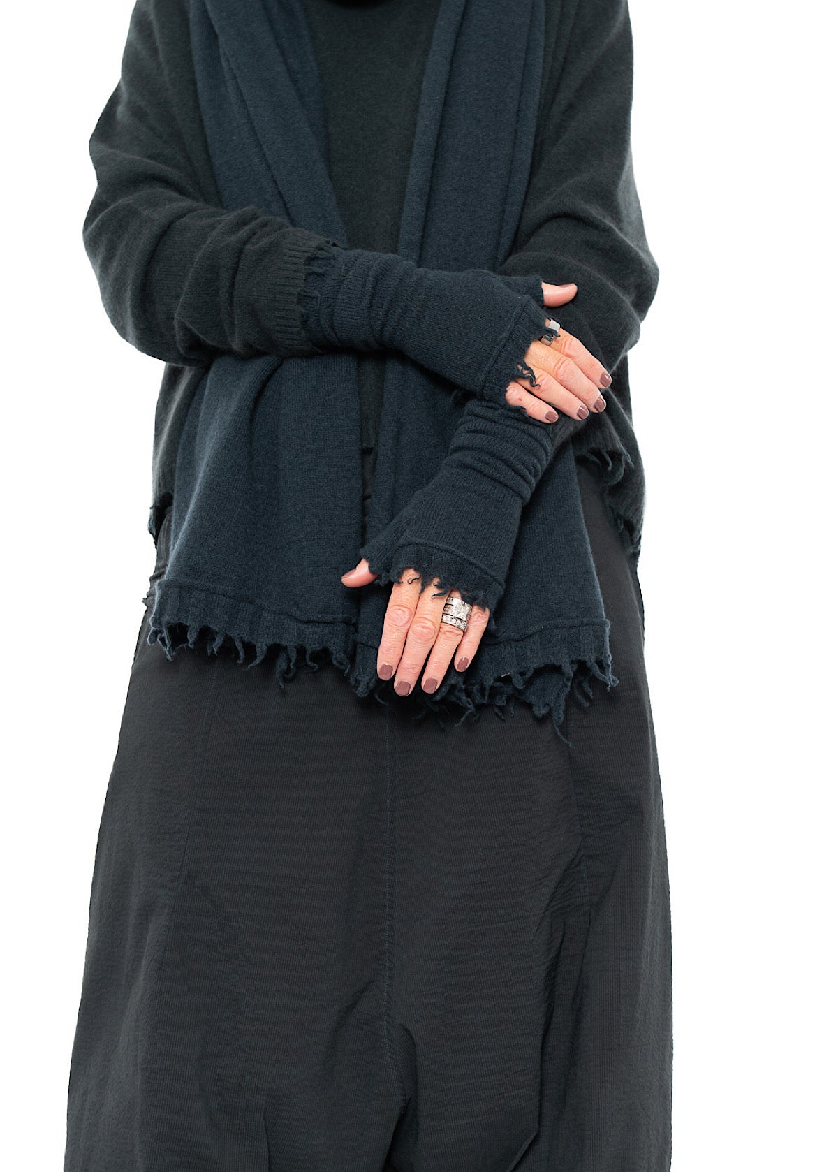 SIGNATURE CASHMERE FINGERLESS CUFF