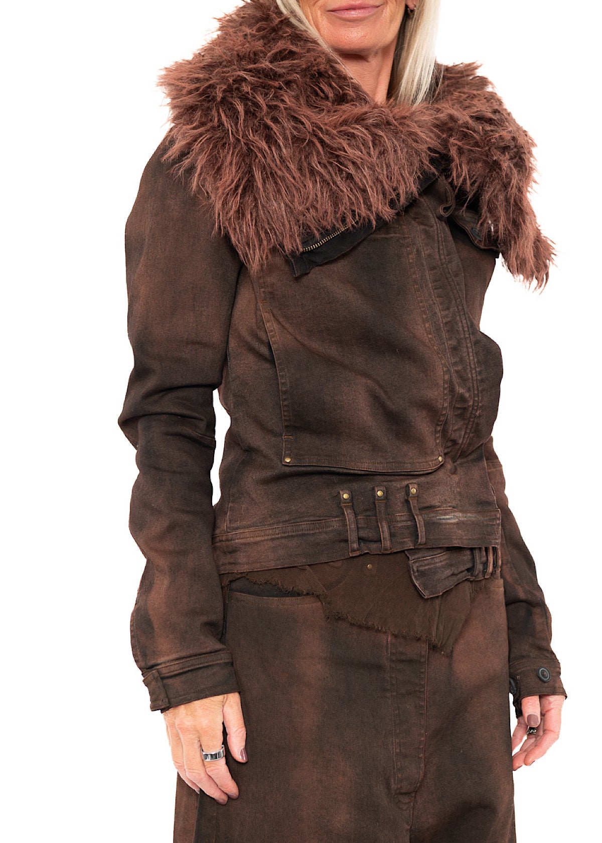 FITTED FAUX FUR-TRIM DENIM JACKET