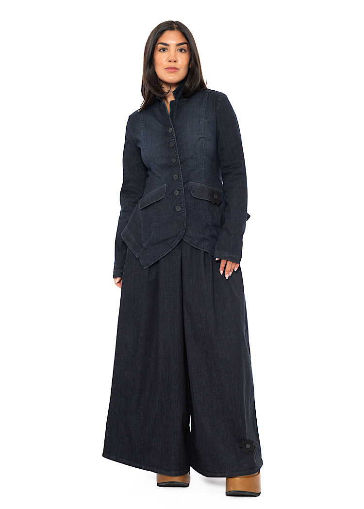 STRETCH PLEATED WIDE-LEG TROUSER