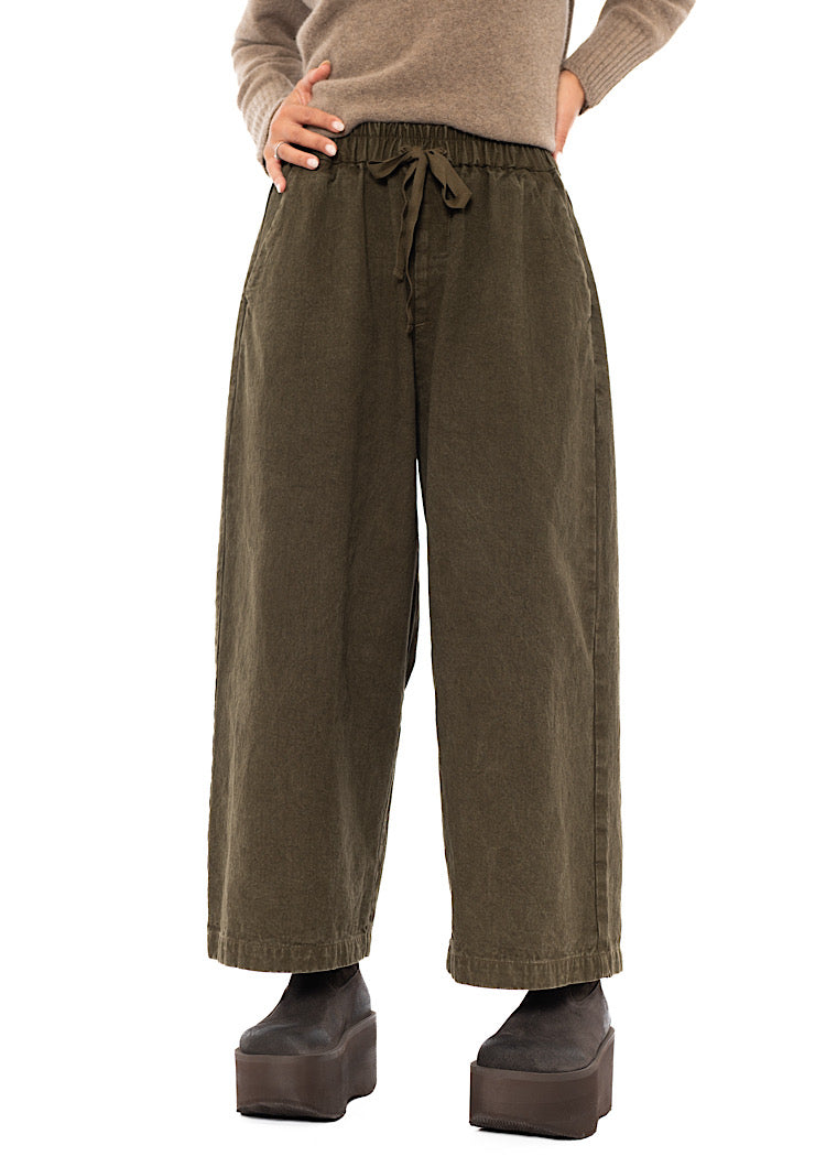 GARMENT-DYED COTTON-LINEN WIDE TROUSER