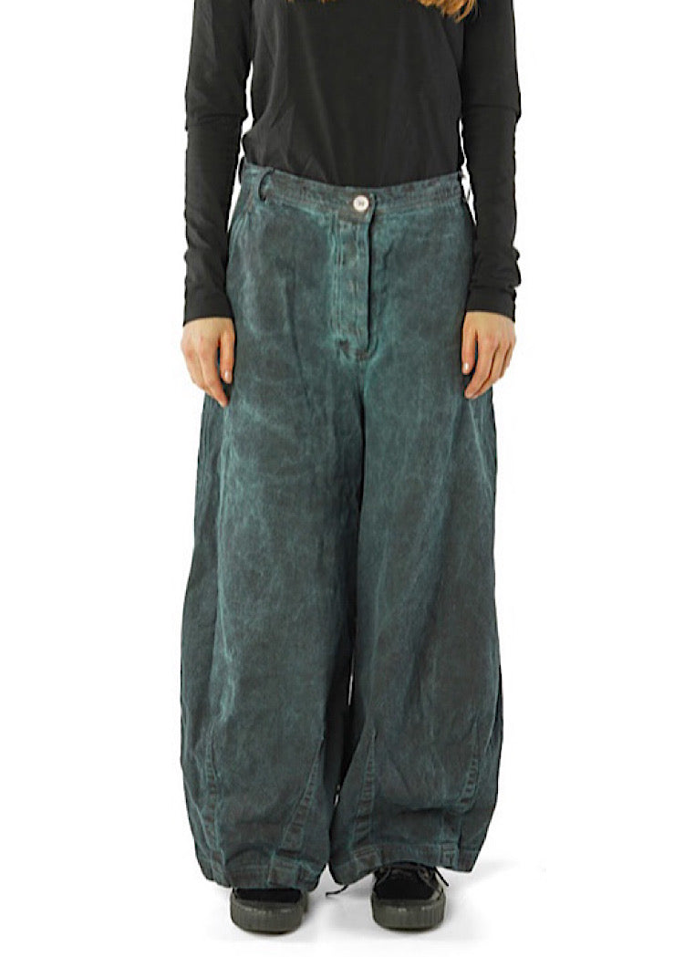 GARMENT-DYED DENIM WIDE LEG TROUSER *LAVA CLOUD* (Shown in PARK CLOUD)