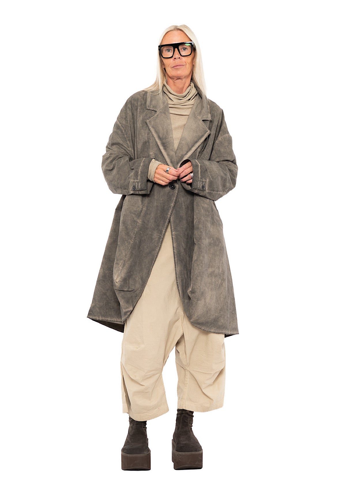 SIGNATURE OVERSIZED COAT