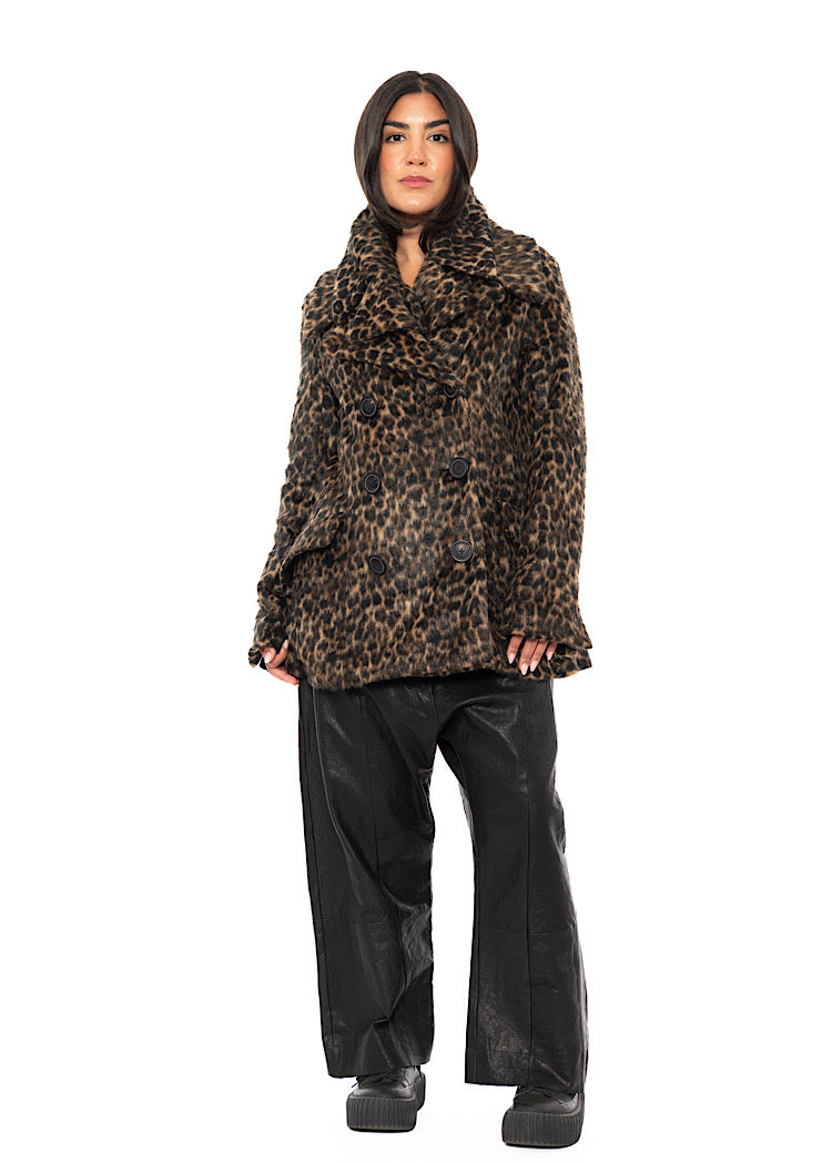 LEOPARD FAUX FUR COAT