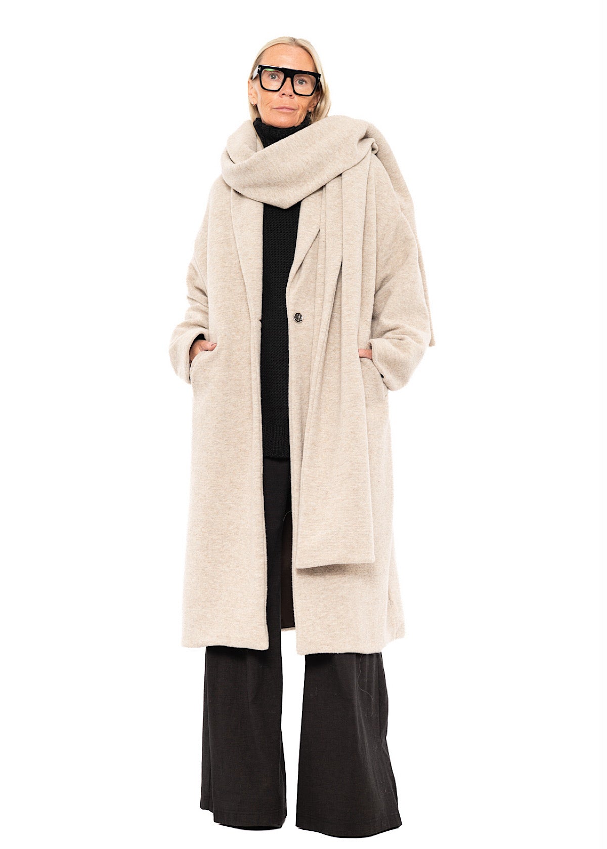 WOOL-BLEND COAT WITH SCARF