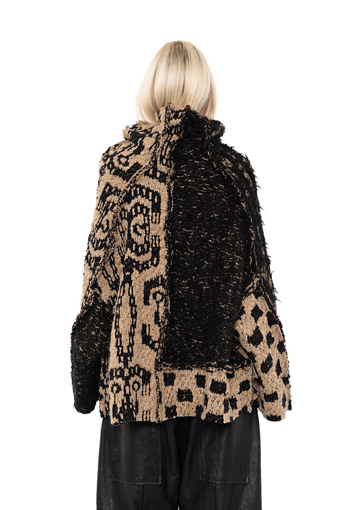 OVERSIZED TAPESTRY KNIT PULLOVER