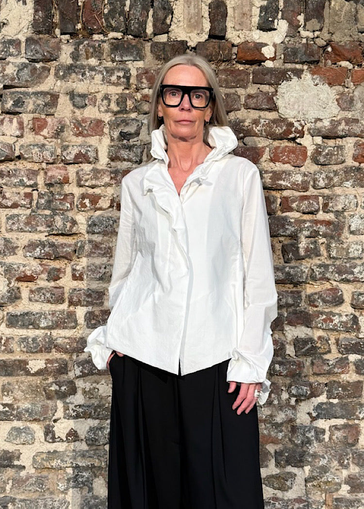 WIRED RUFFLE COTTON SHIRT *BLACK* (SHOWN IN OFF-WHITE)
