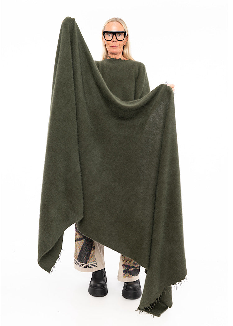 RUNDHOLZ DIP 2/3 SHARER KNITTED SCARF