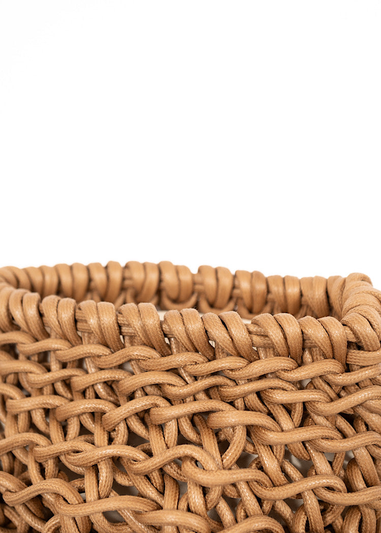 ALIENINA VERO CLUTCH BAG