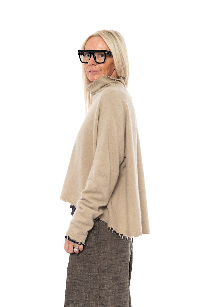 SIGNATURE MERINO RACCOON KNIT