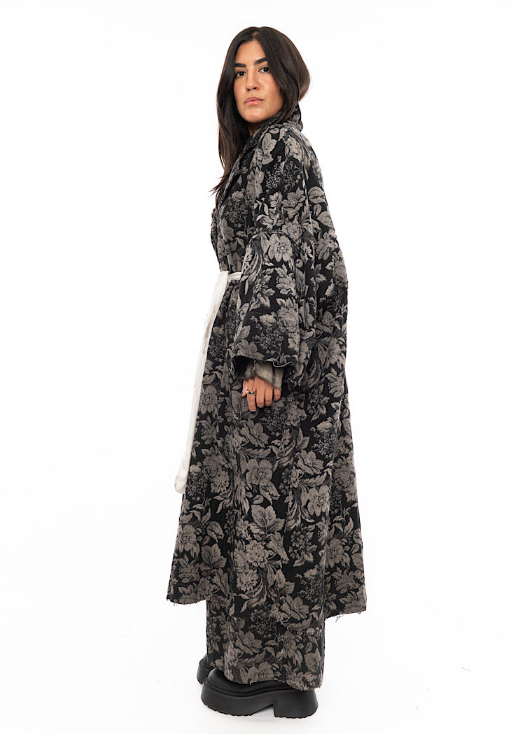 SANCTAMUERTE COAT