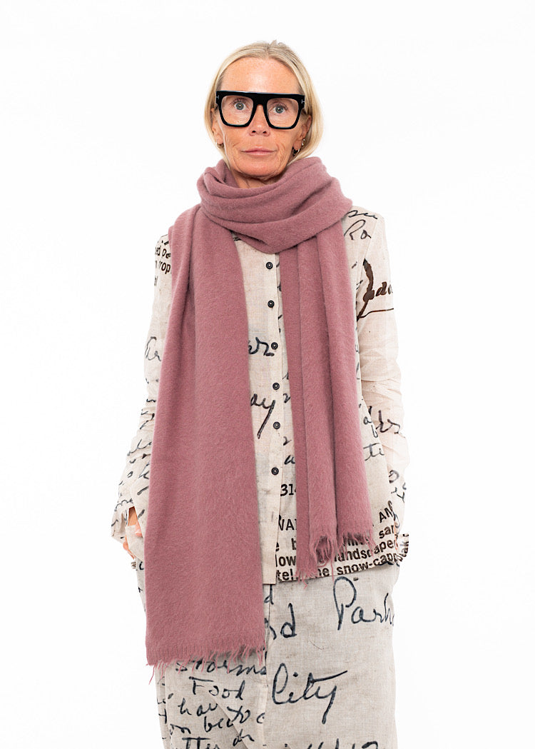 RUNDHOLZ DIP 1/3 SHARER KNITTED SCARF