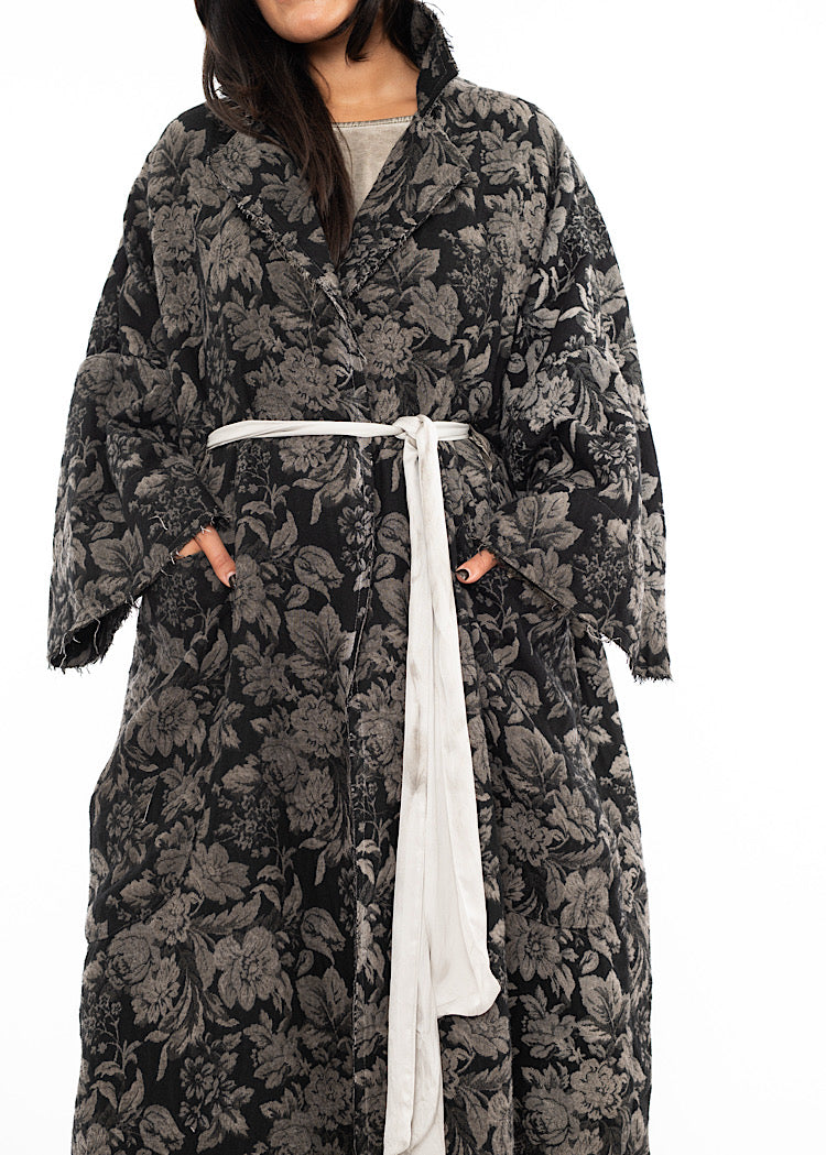 SANCTAMUERTE COAT