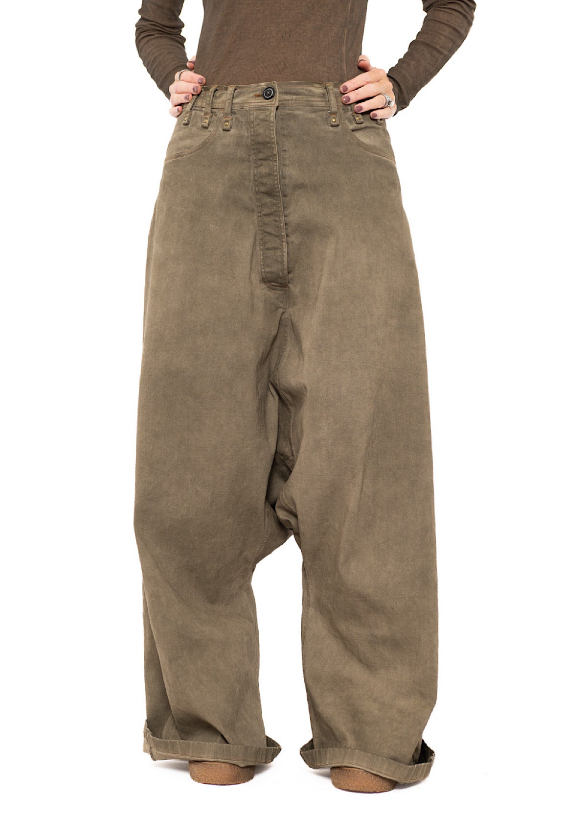 GARMENT-DYED OVERSIZED DENIM TROUSER