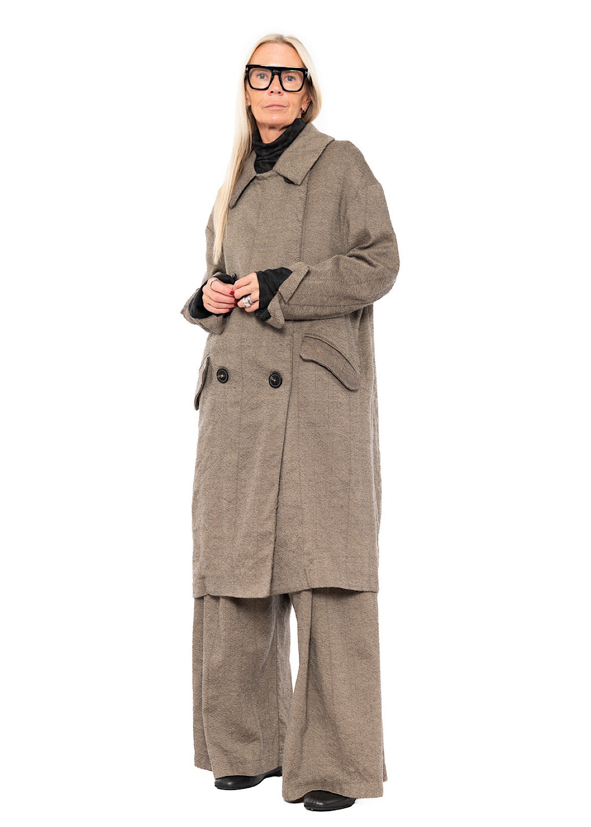 DOUBLE-BREASTED PINSTRIPE WOOL COAT
