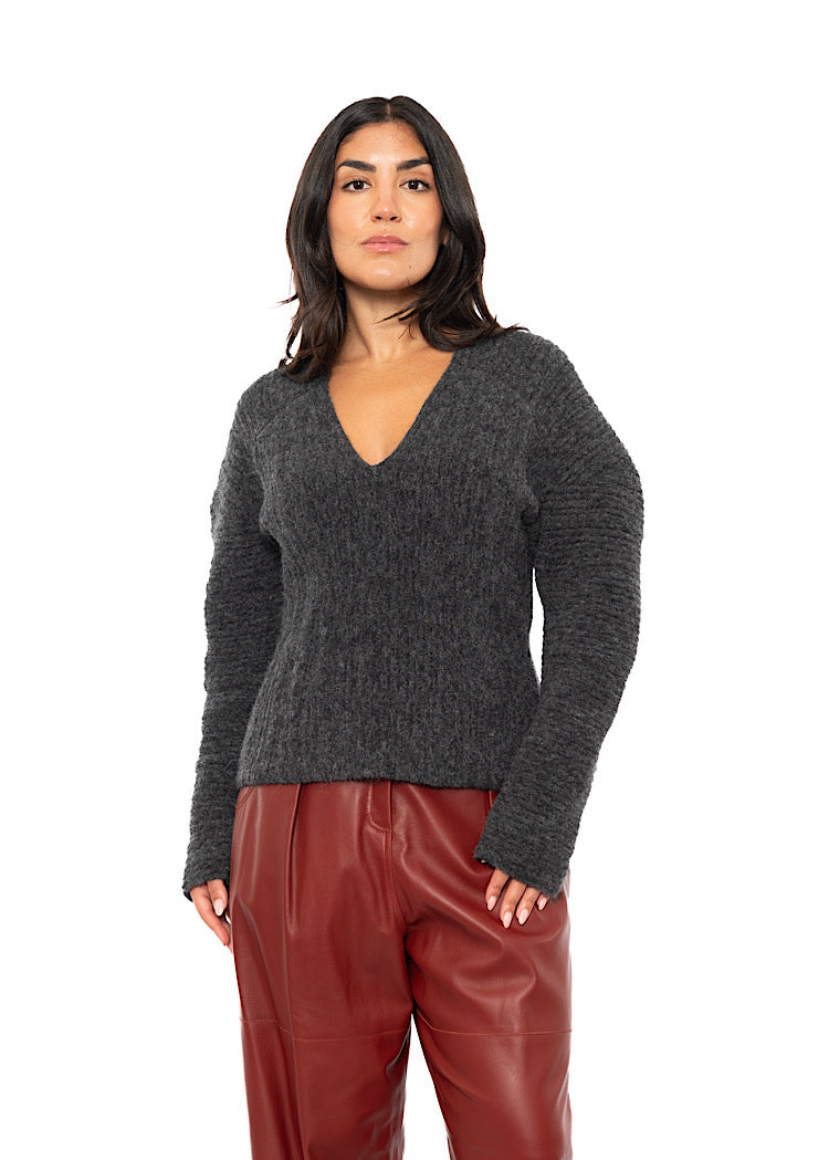 SCULPTURAL ALPACA WOOL BLEND PULLOVER