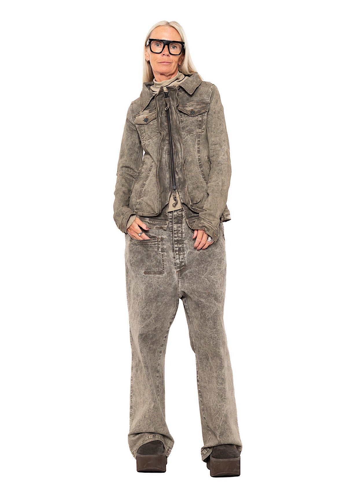 FITTED STRETCH DENIM JACKET