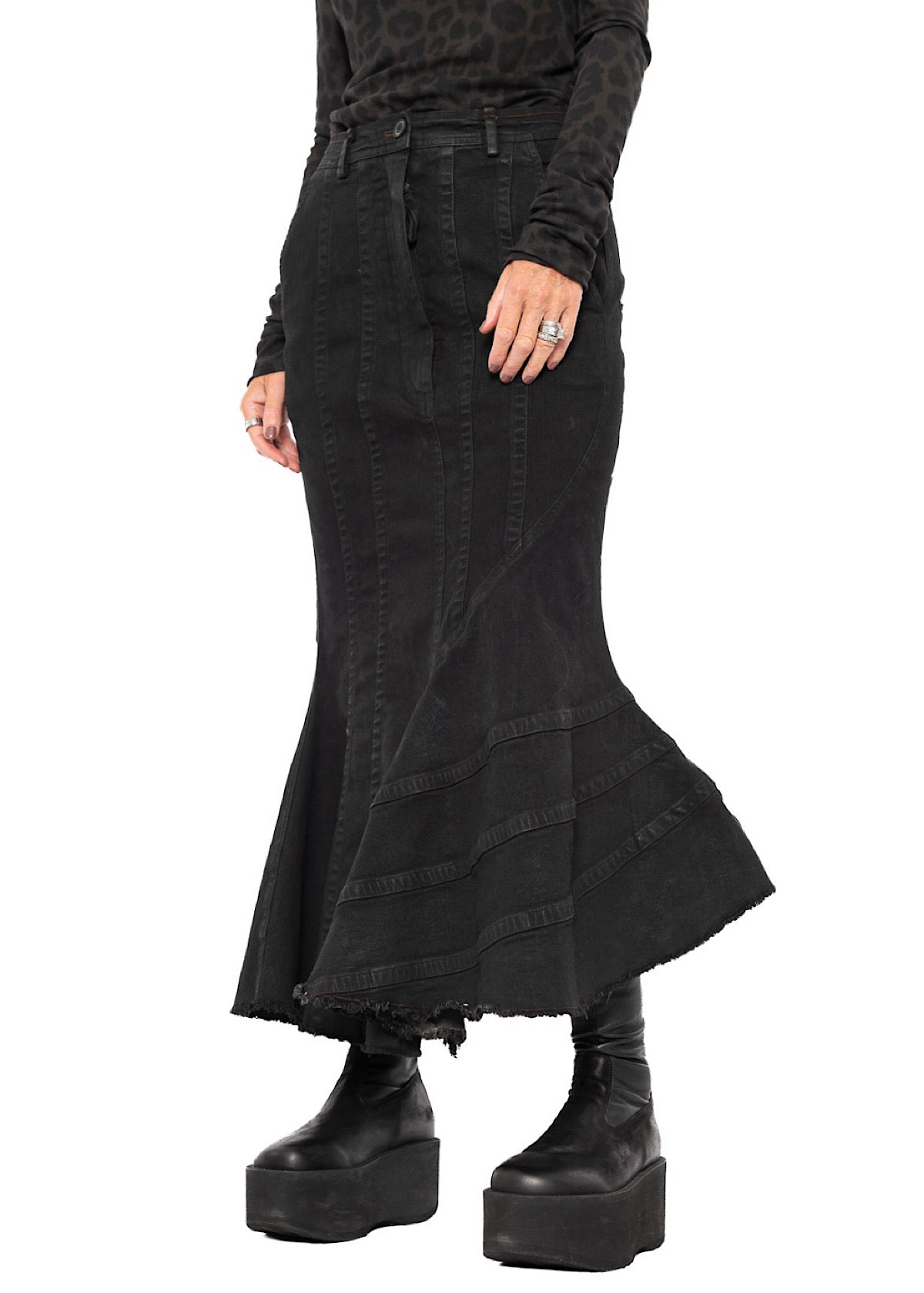 FISHTAIL STRETCH DENIM SKIRT