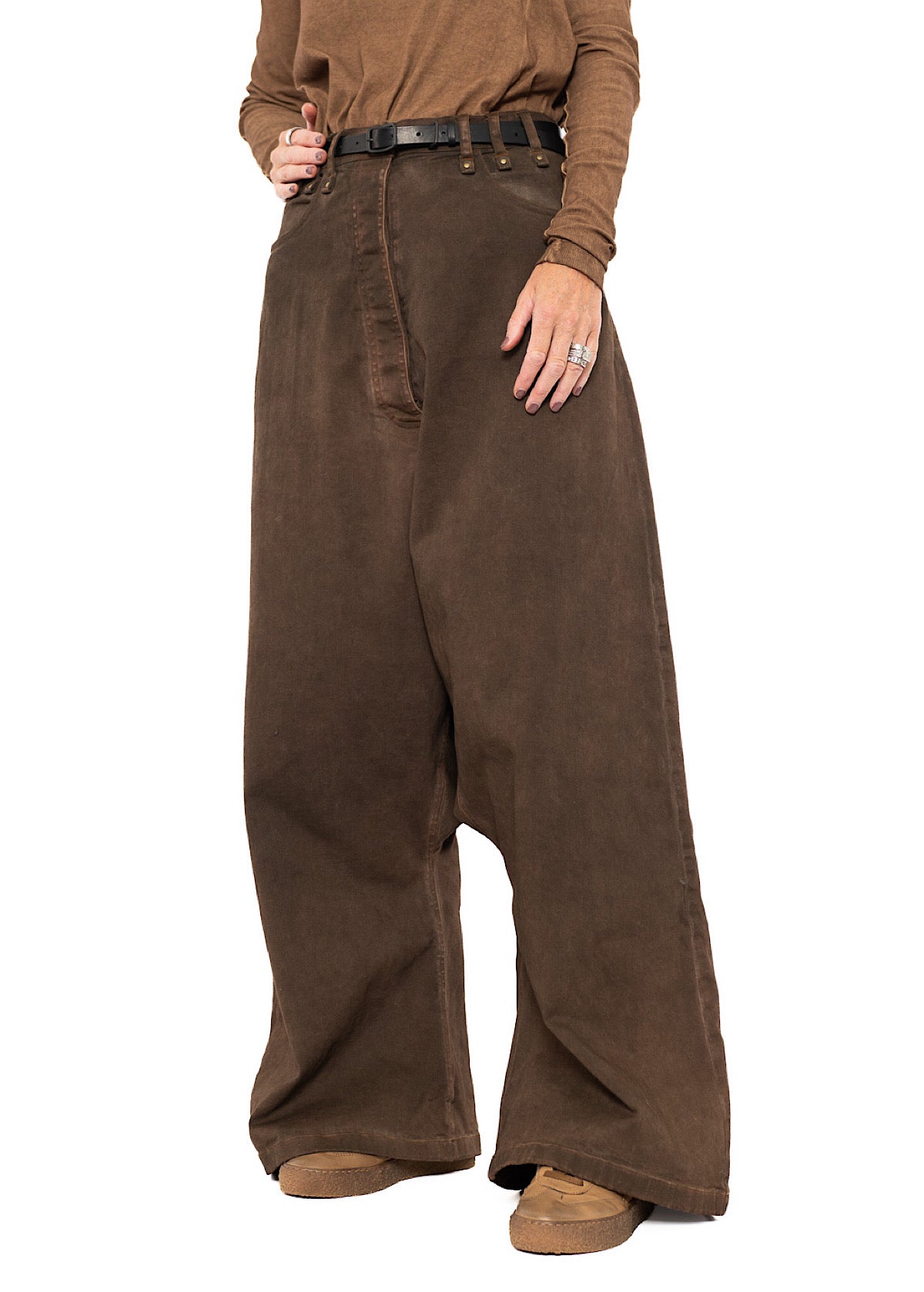 GARMENT-DYED OVERSIZED DENIM TROUSER