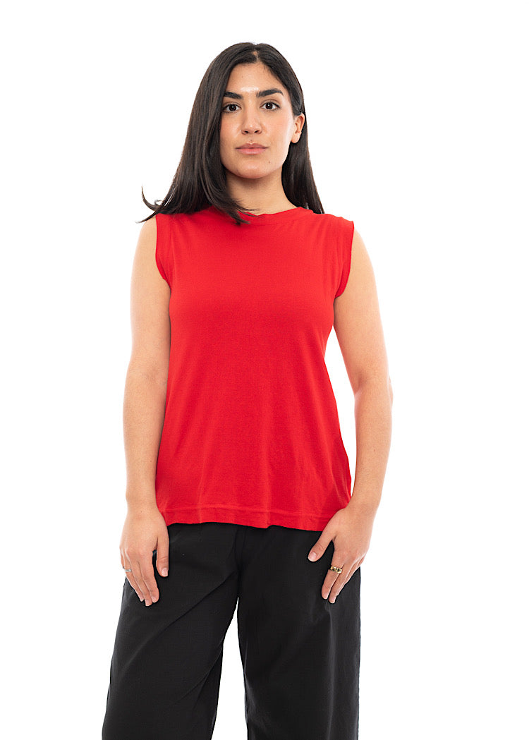 AEQUAMENTE SLEEVELESS VEST