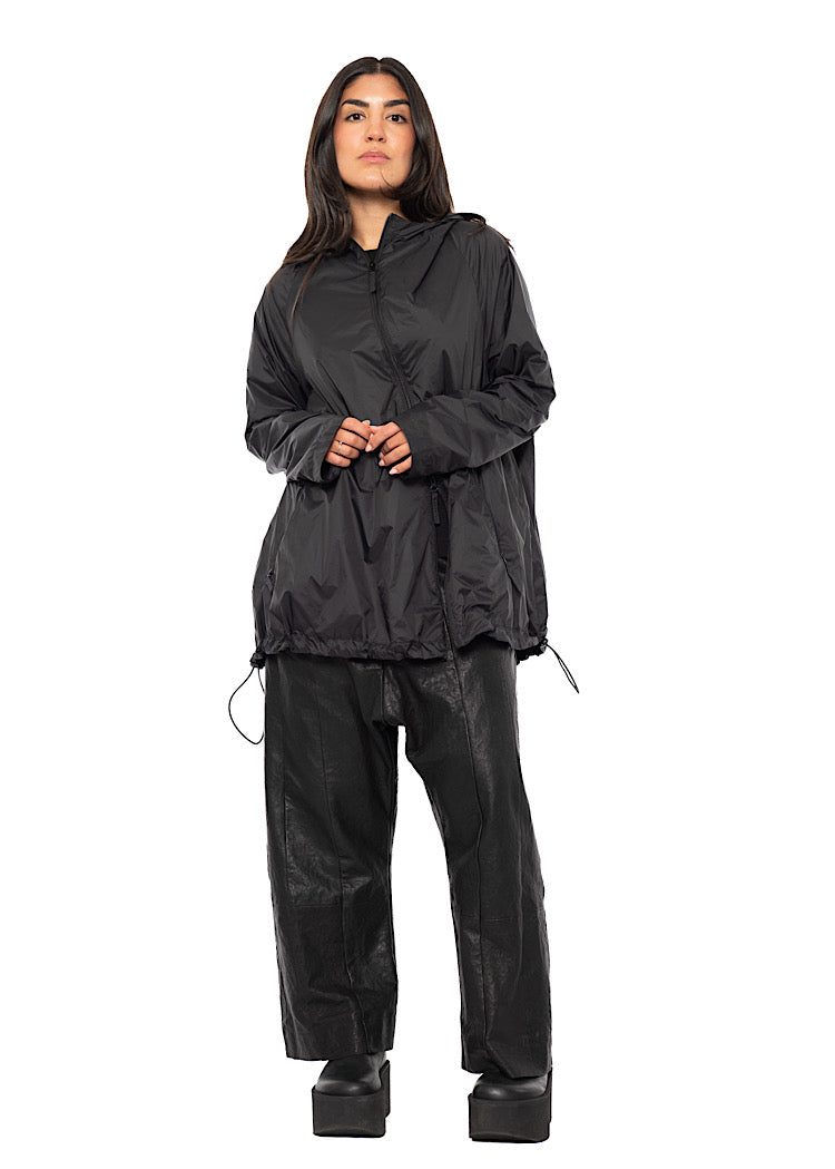 TECHNICAL RAIN JACKET