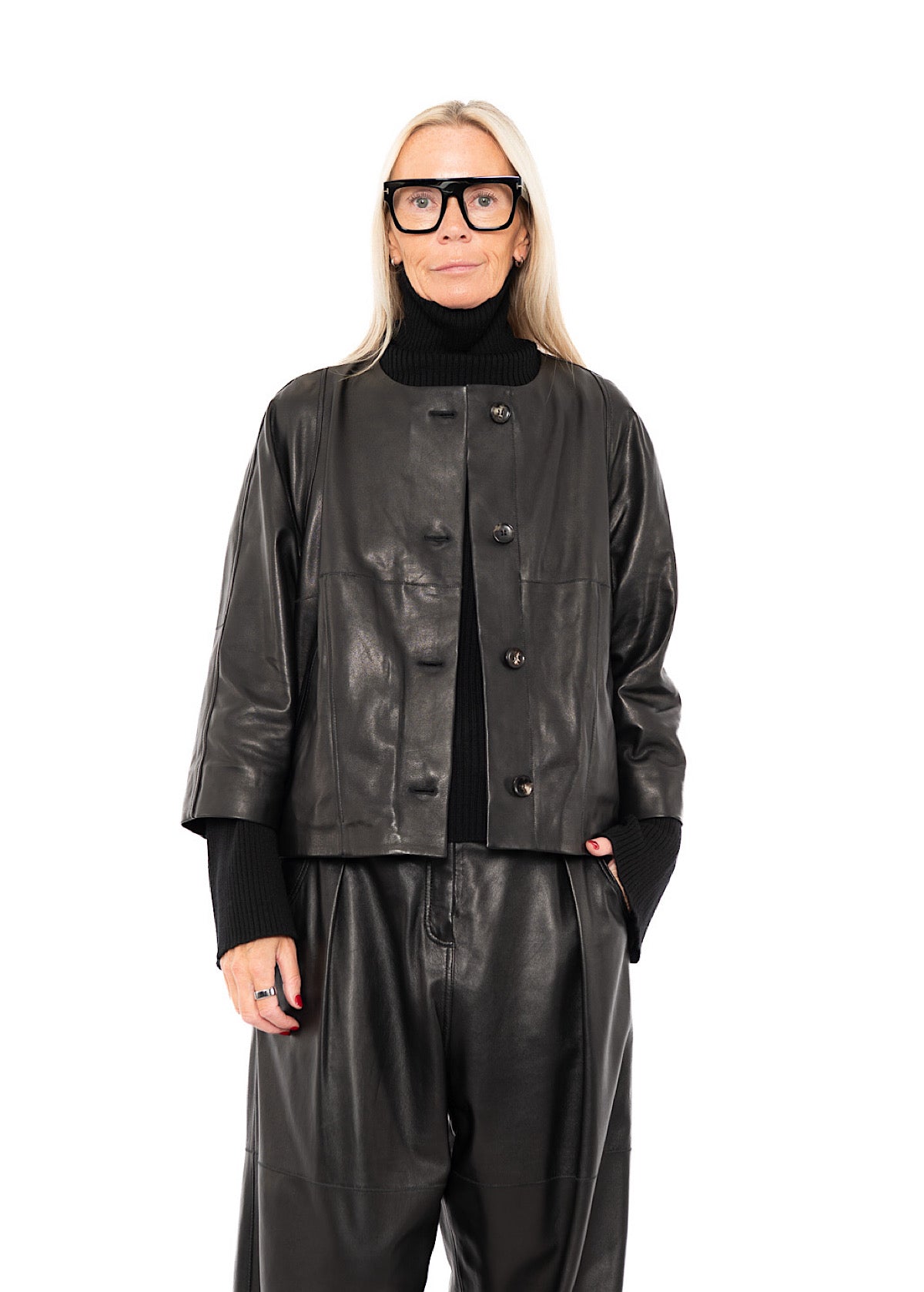 SIGNATURE LEATHER JACKET