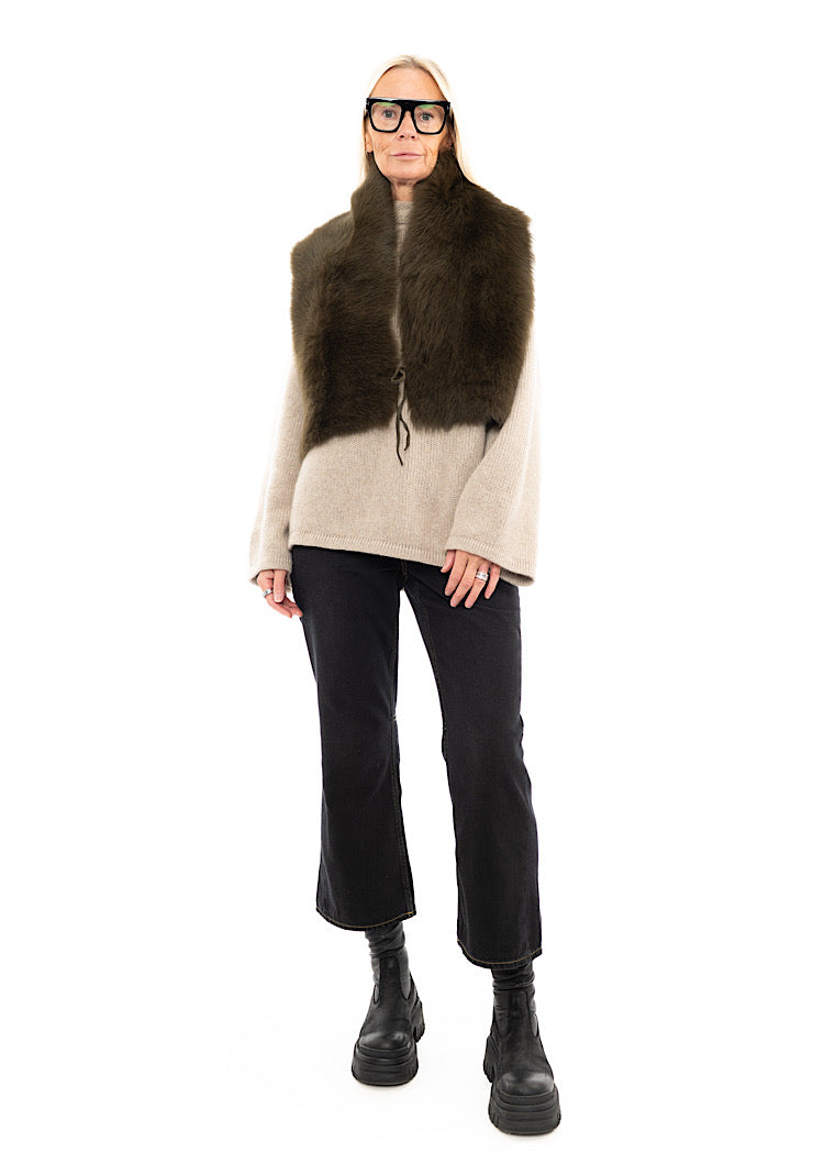 DOM GOOR FUR SCARF