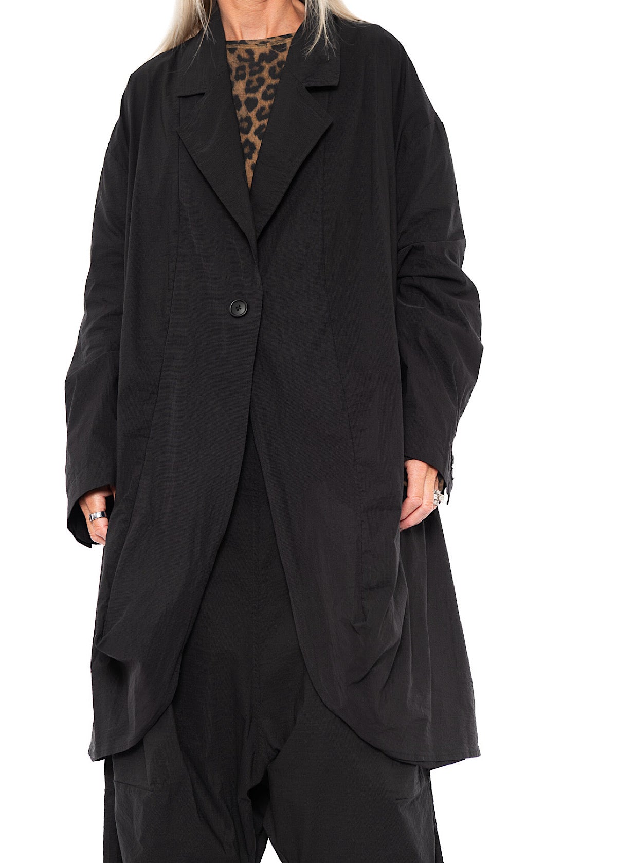SIGNATURE OVERSIZED COAT