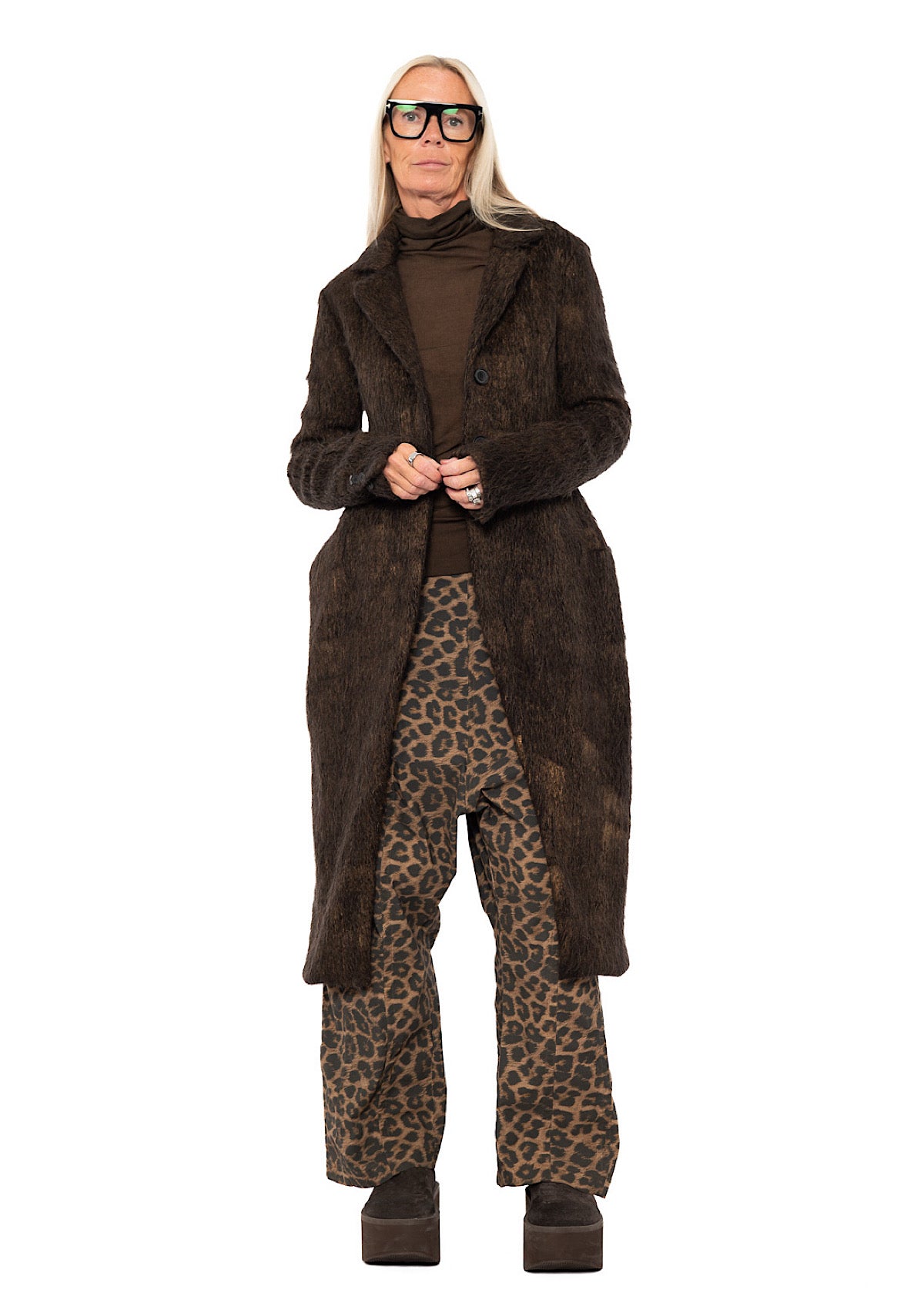 SCULPTED LONG-HAIR WOOL COAT