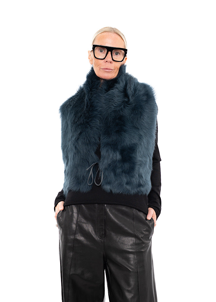 DOM GOOR FUR SCARF