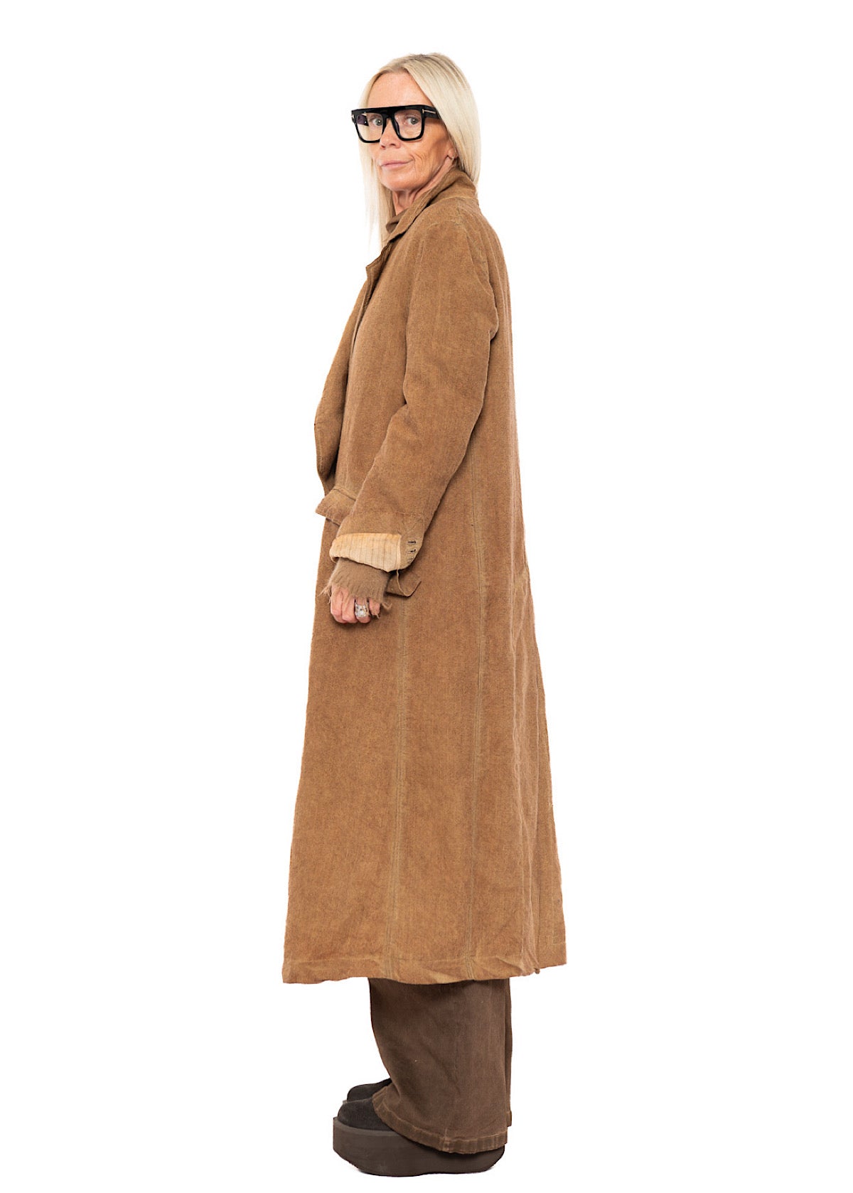 DOUBLE-BREASTED LONG COAT