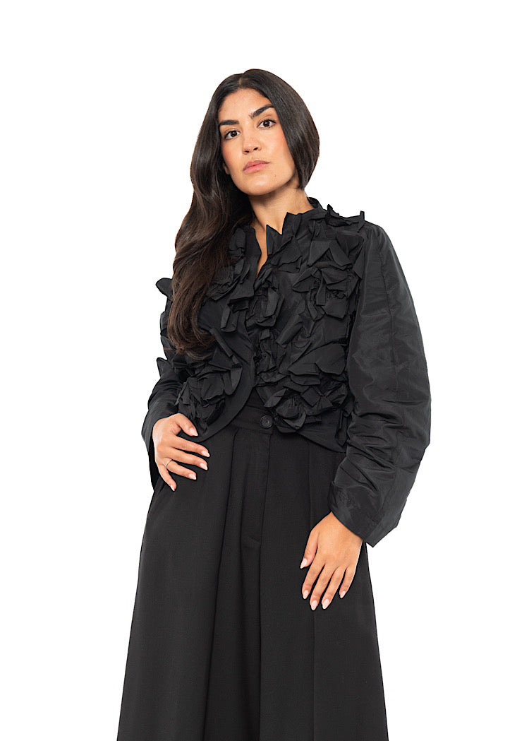 FLOWER APPLIQUÉ SHORT JACKET