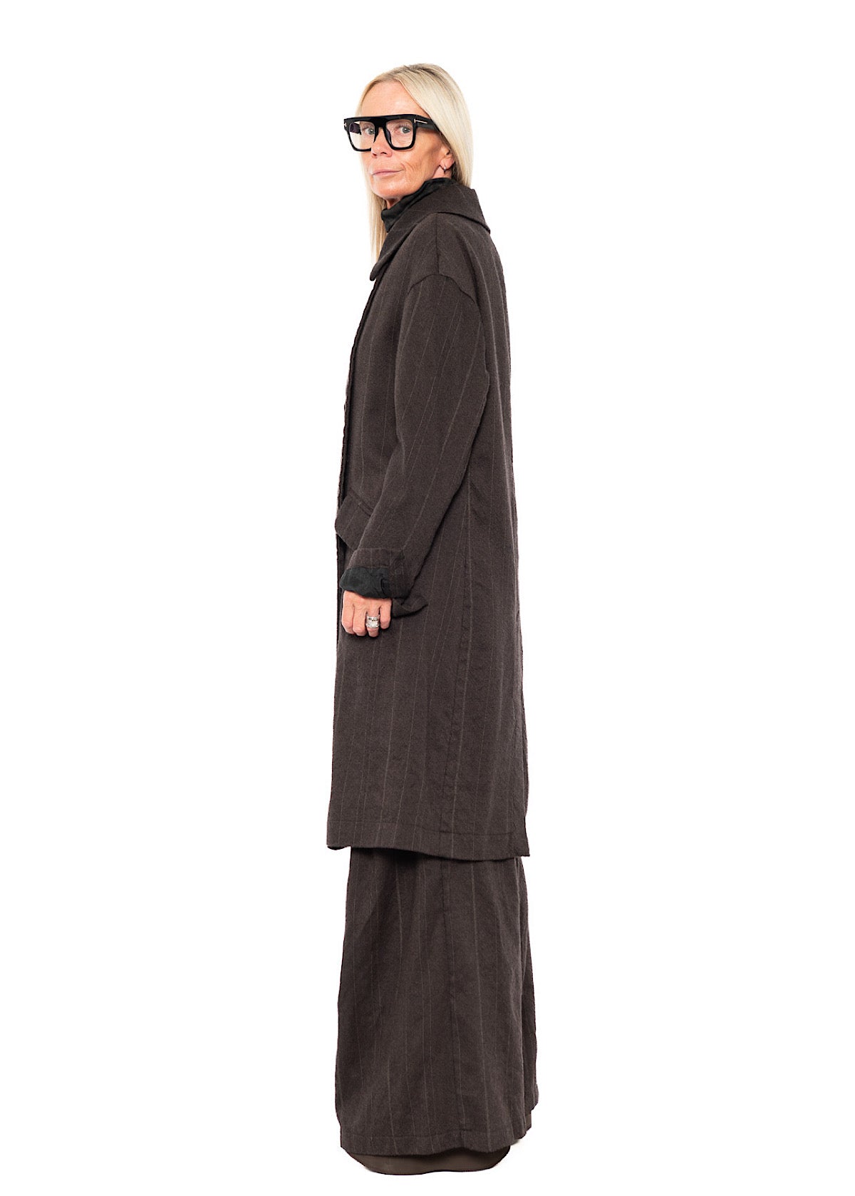 DOUBLE-BREASTED PINSTRIPE WOOL COAT